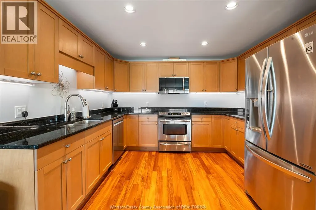 34 Boblo Island BOULEVARD Unit# 407