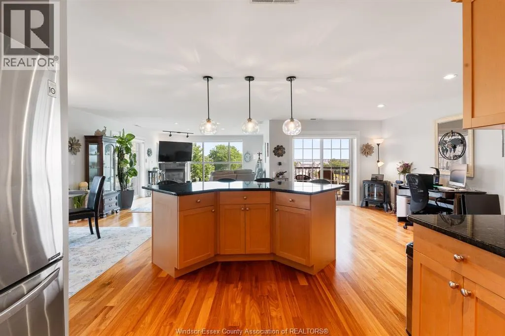 34 Boblo Island BOULEVARD Unit# 407