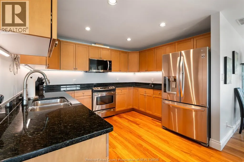 34 Boblo Island BOULEVARD Unit# 407