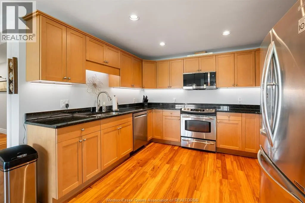 34 Boblo Island BOULEVARD Unit# 407