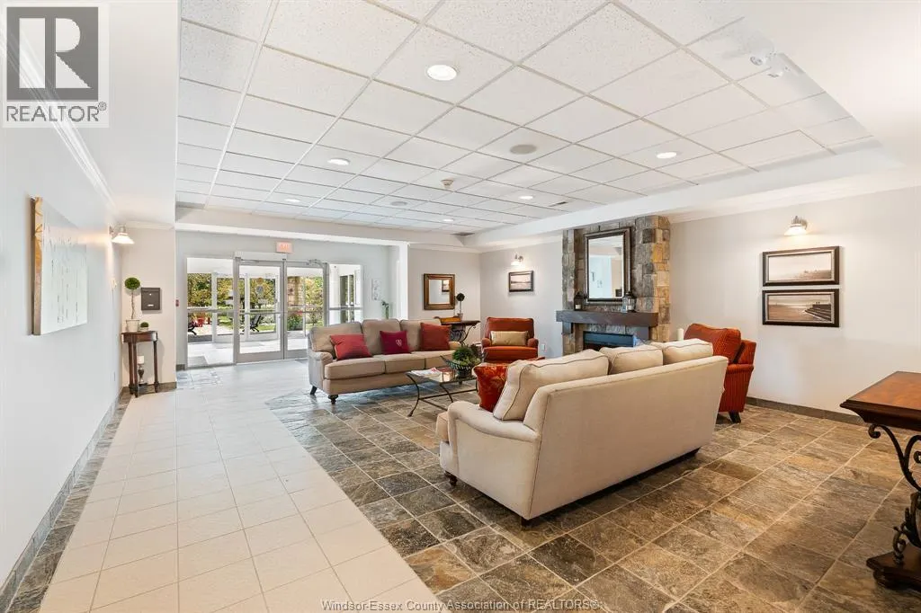 34 Boblo Island BOULEVARD Unit# 407