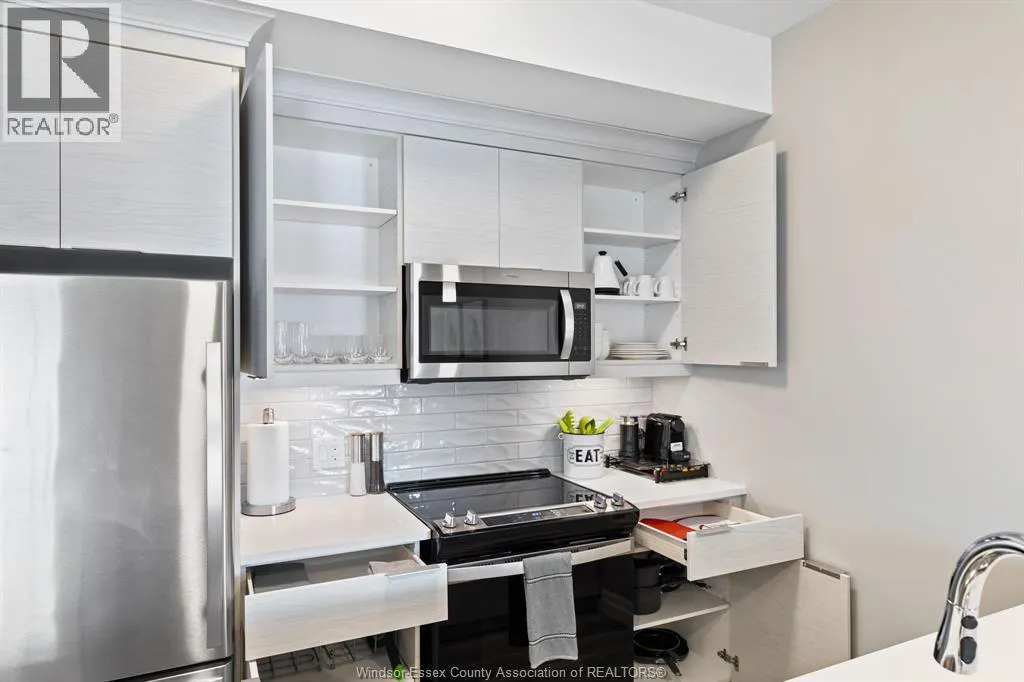 728 BROWNSTONE Unit# 303