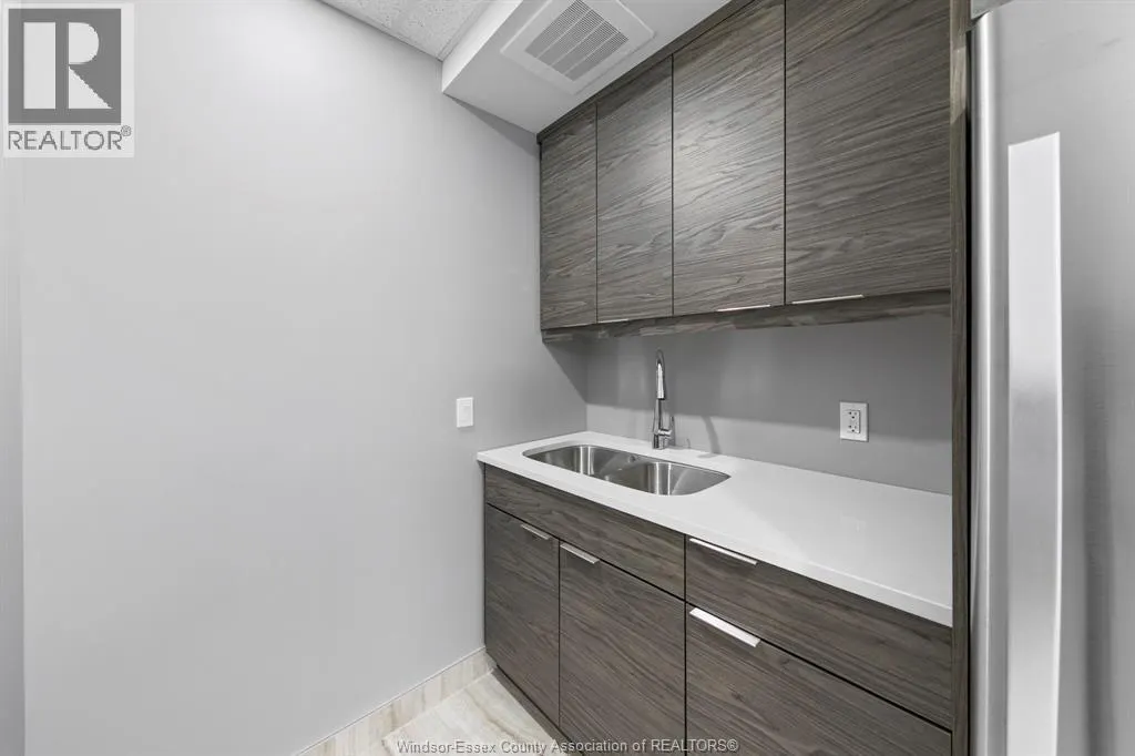 728 BROWNSTONE Unit# 303