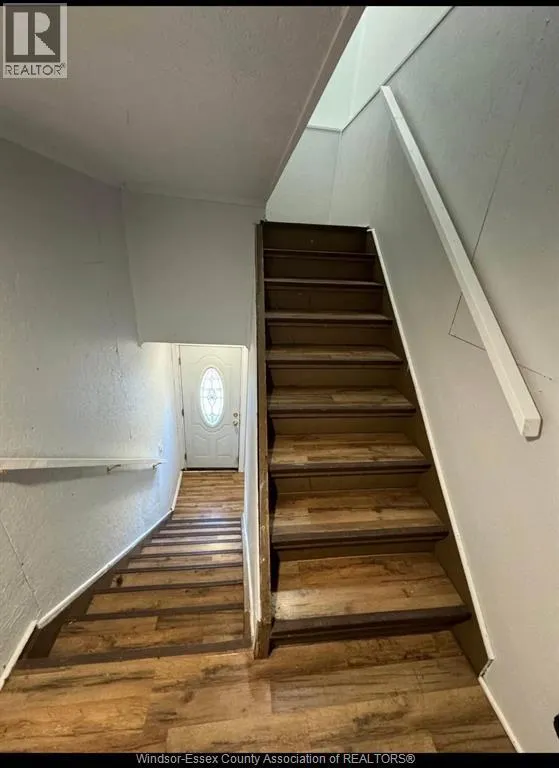 432 SIMCOE STREET Unit# UPPER FLOOR 1