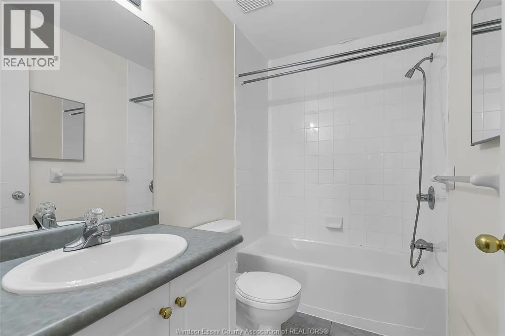 1655 GRAND MARAIS ROAD West Unit# 304