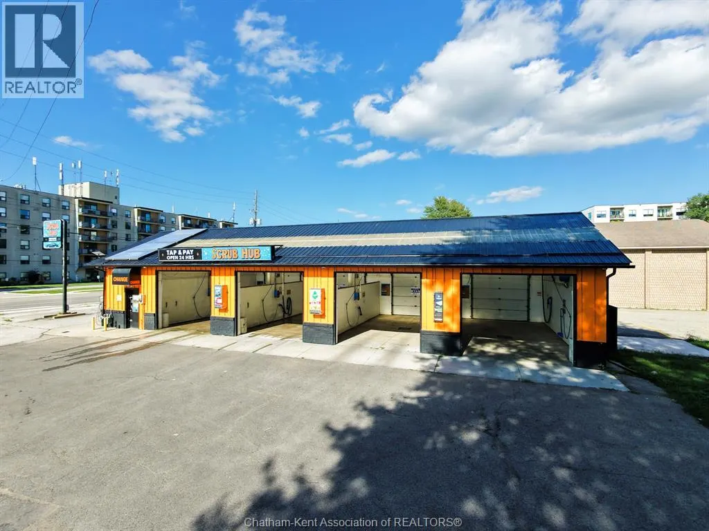 336 Grand AVENUE East
