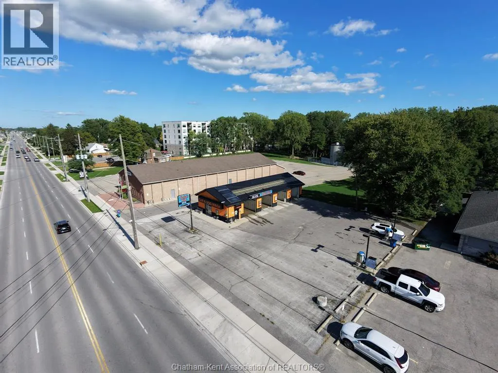 336 Grand AVENUE East