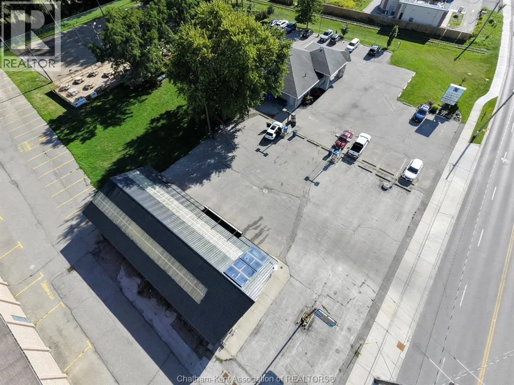 336 Grand AVENUE East