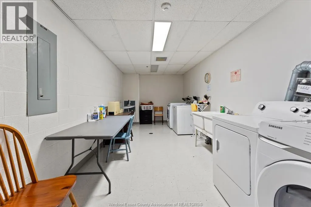 3855 Southwinds DRIVE Unit# 702