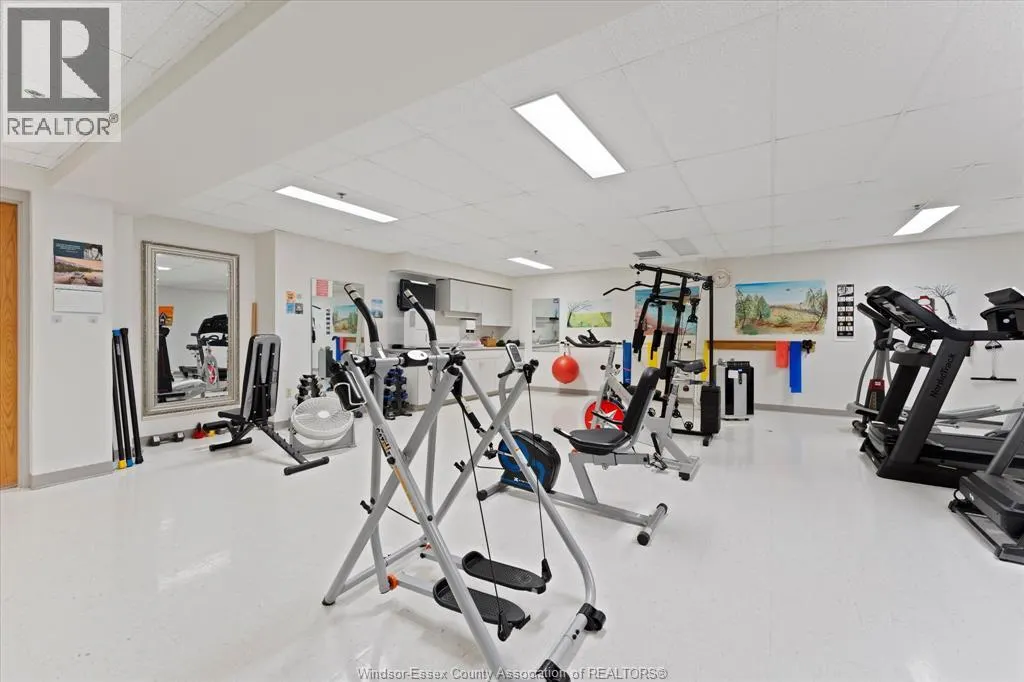 3855 Southwinds DRIVE Unit# 702