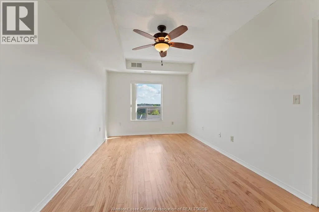 3855 Southwinds DRIVE Unit# 702