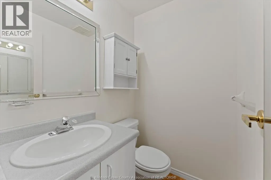 3855 Southwinds DRIVE Unit# 702