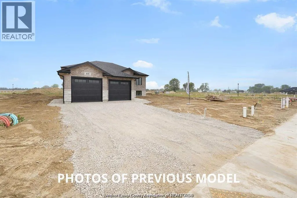 19 FENCELINE DRIVE