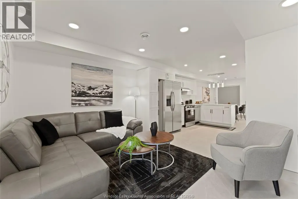 171 ROBSON ROAD Unit# 2