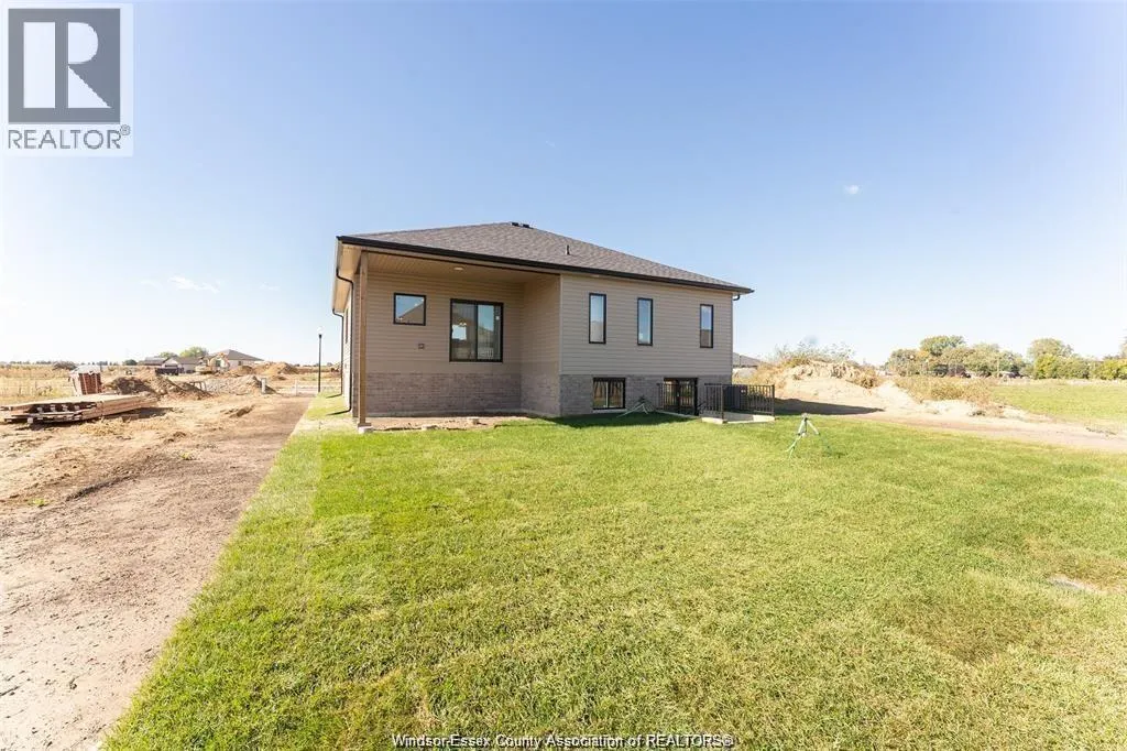51 FENCELINE DRIVE