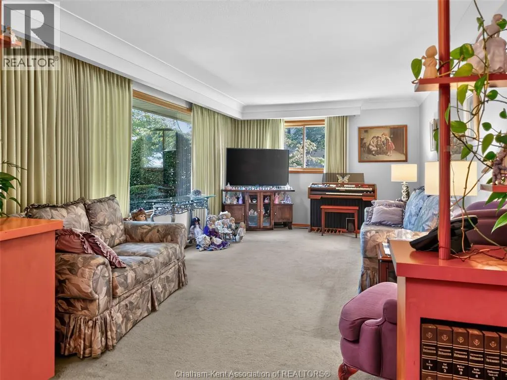 107 INDIAN CREEK ROAD East