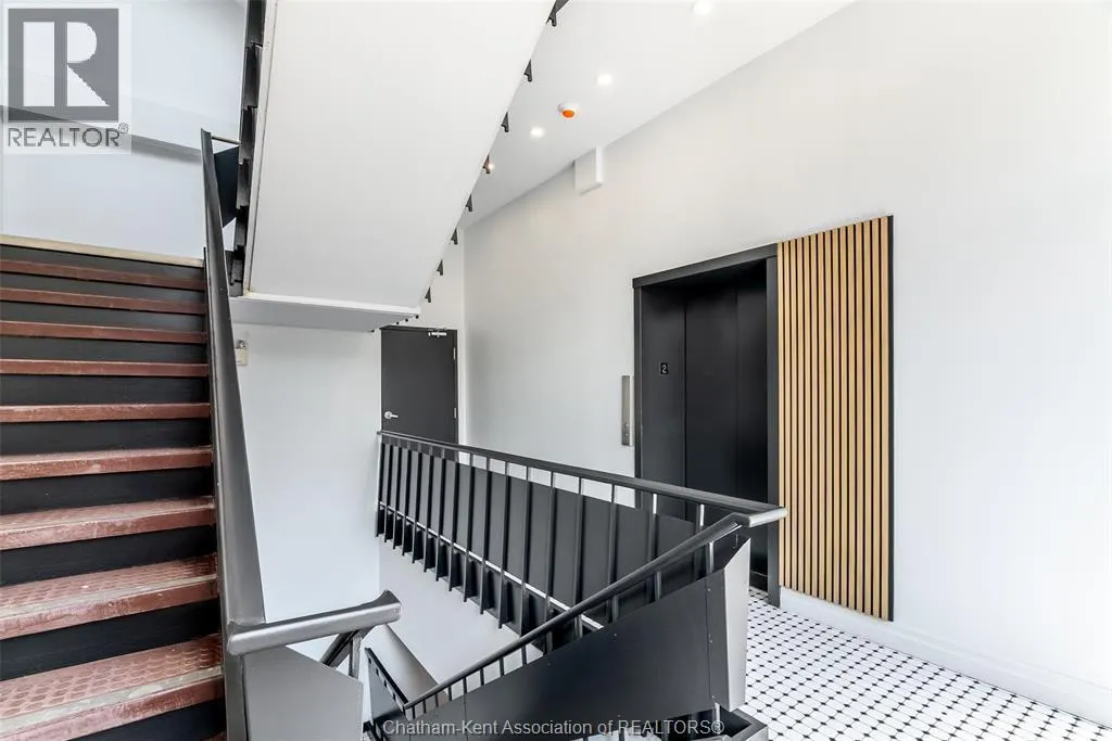 138 King STREET West Unit# 204