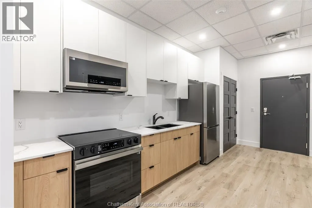 138 King STREET West Unit# 204