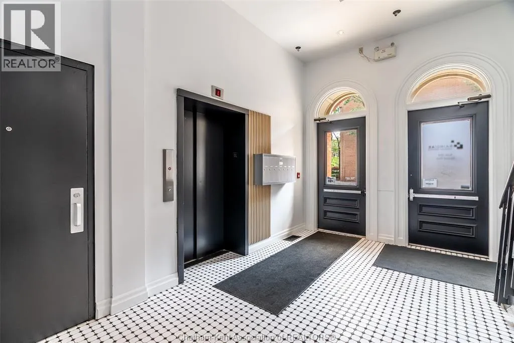 138 King STREET West Unit# 204