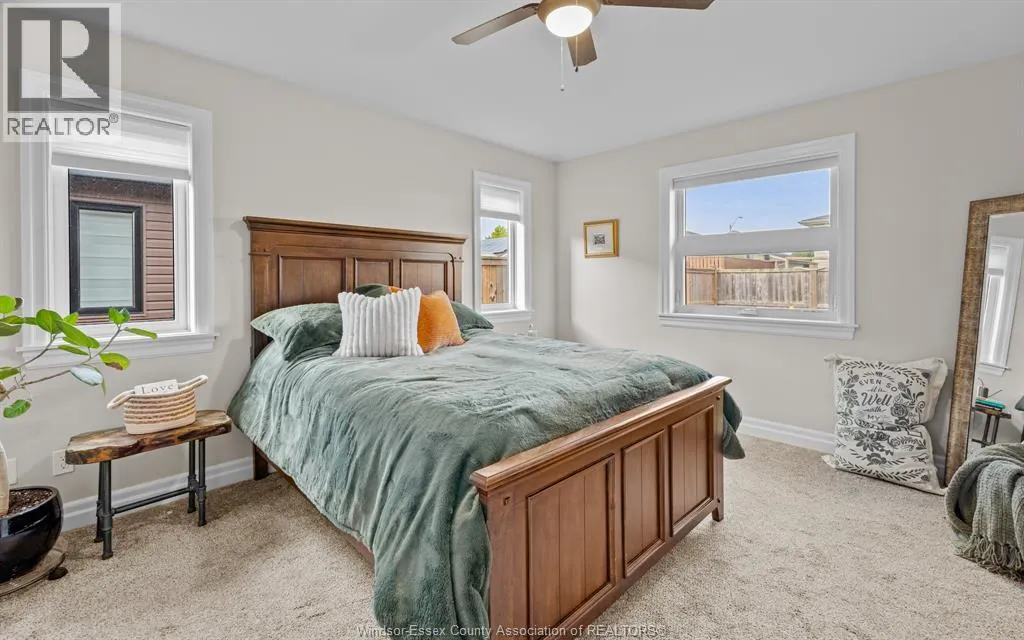 213 MEADOWVIEW