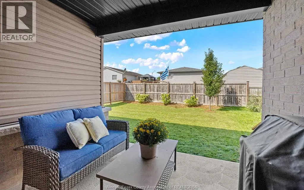 213 MEADOWVIEW