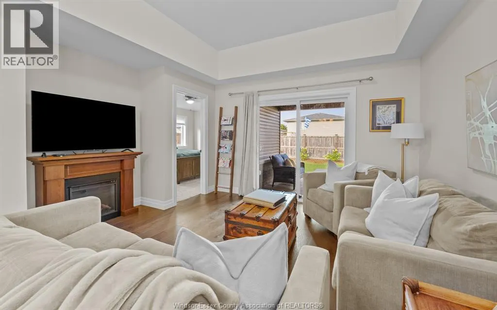 213 MEADOWVIEW
