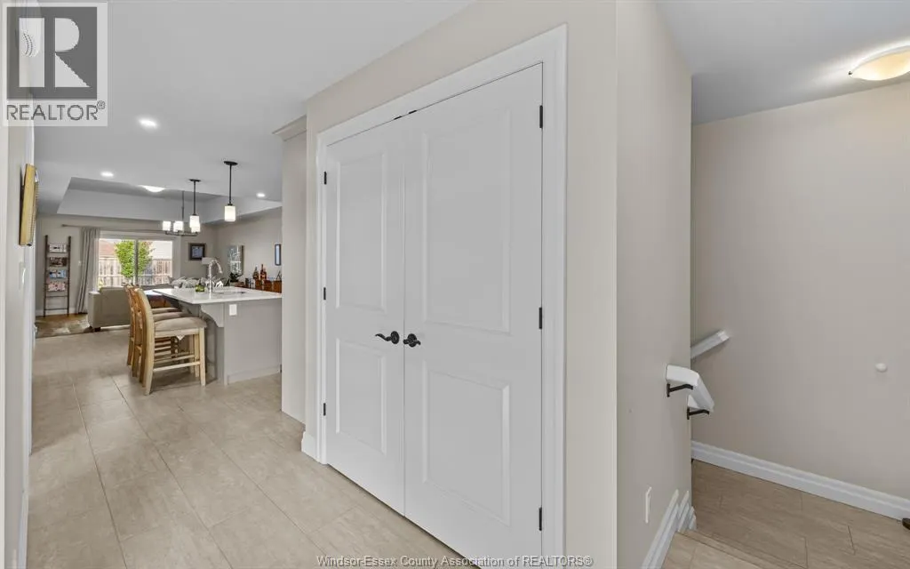213 MEADOWVIEW