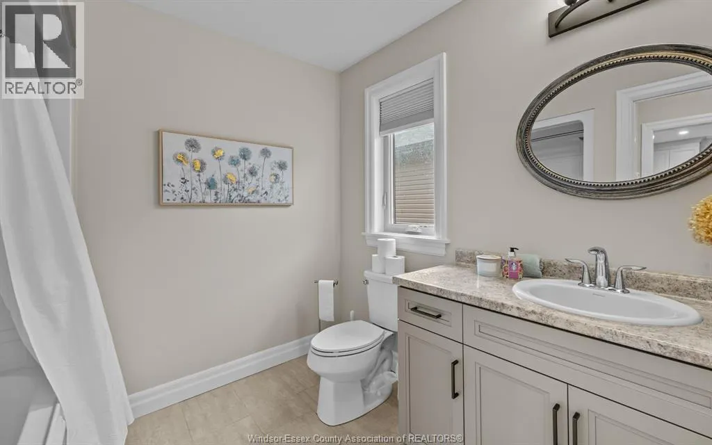 213 MEADOWVIEW