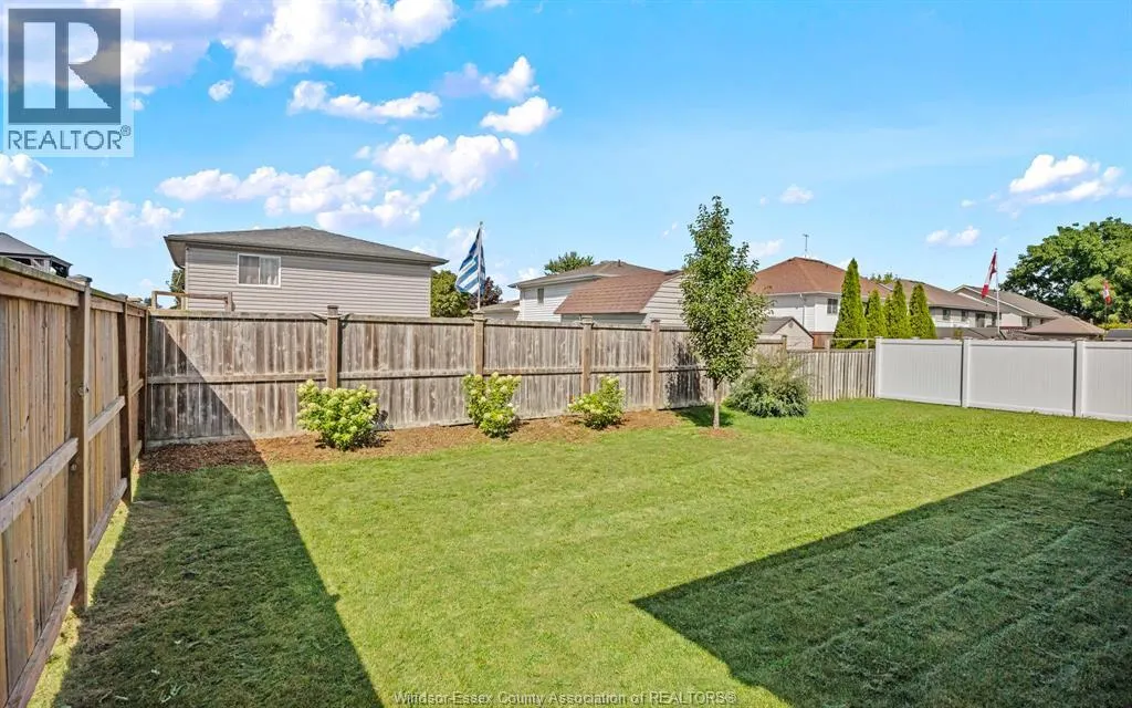 213 MEADOWVIEW