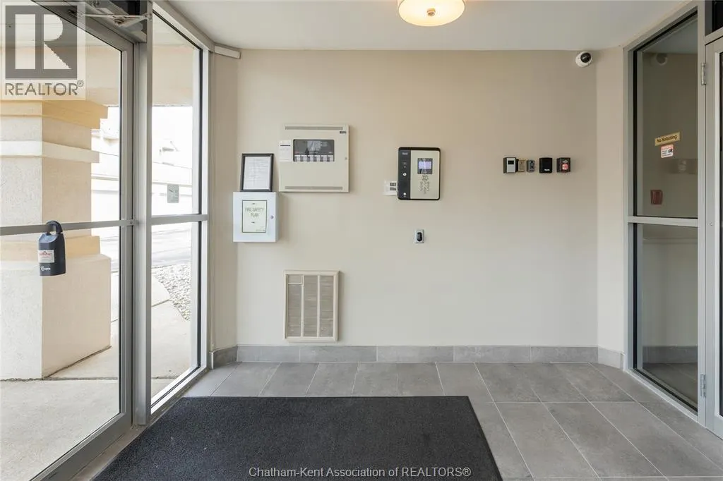 1547 Grand Marais ROAD West Unit# 406