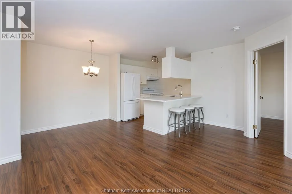 1547 Grand Marais ROAD West Unit# 406