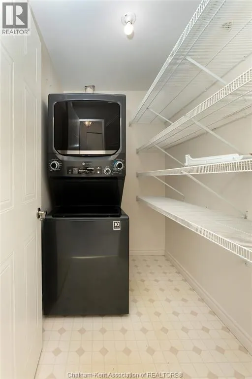 1547 Grand Marais ROAD West Unit# 406