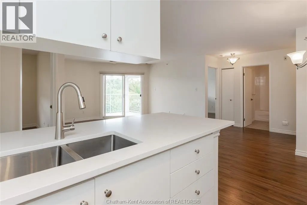 1547 Grand Marais ROAD West Unit# 406
