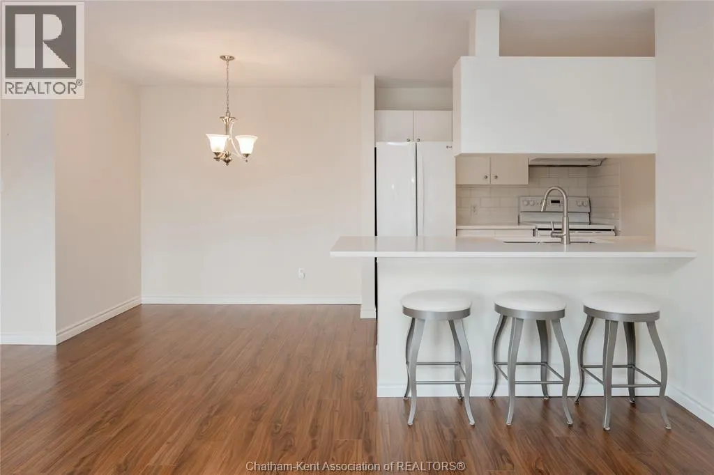 1547 Grand Marais ROAD West Unit# 406