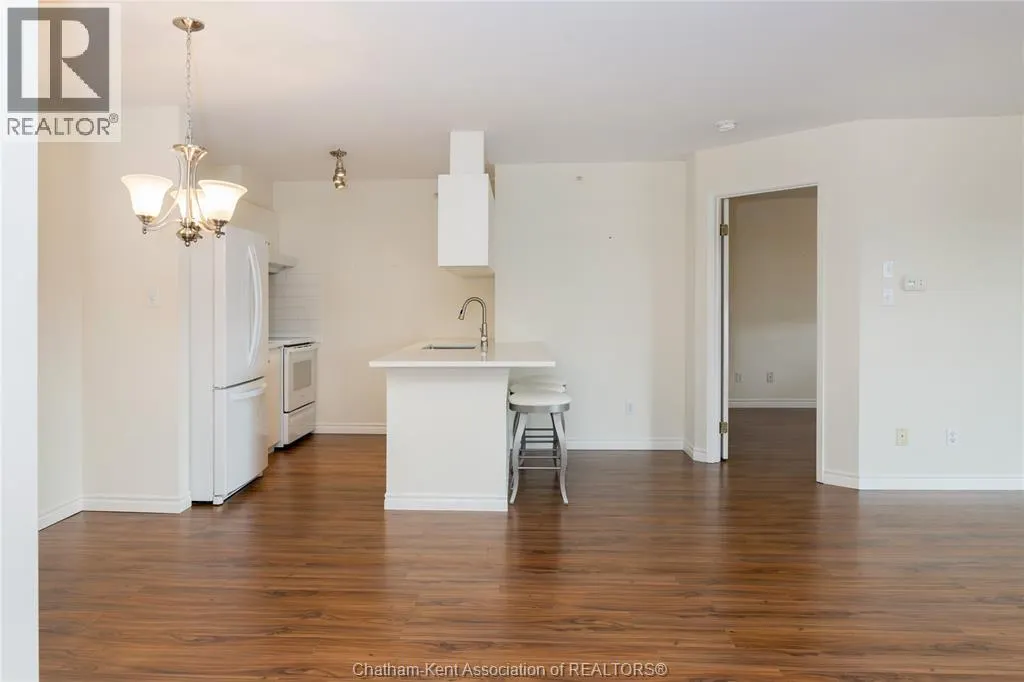 1547 Grand Marais ROAD West Unit# 406