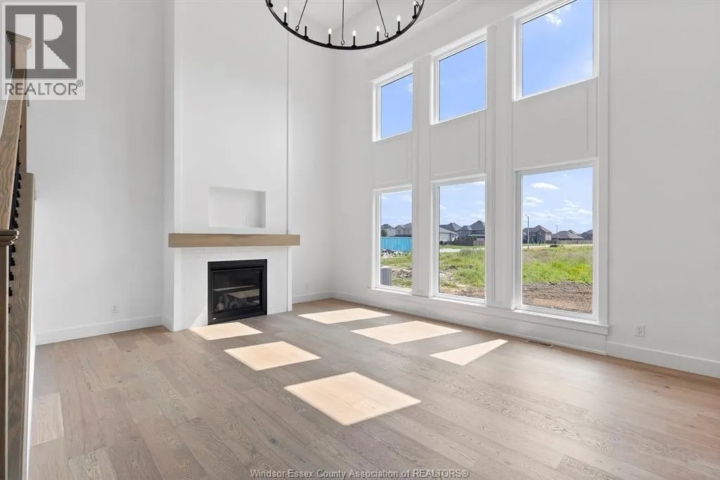 1220 CAMPANA CRESCENT