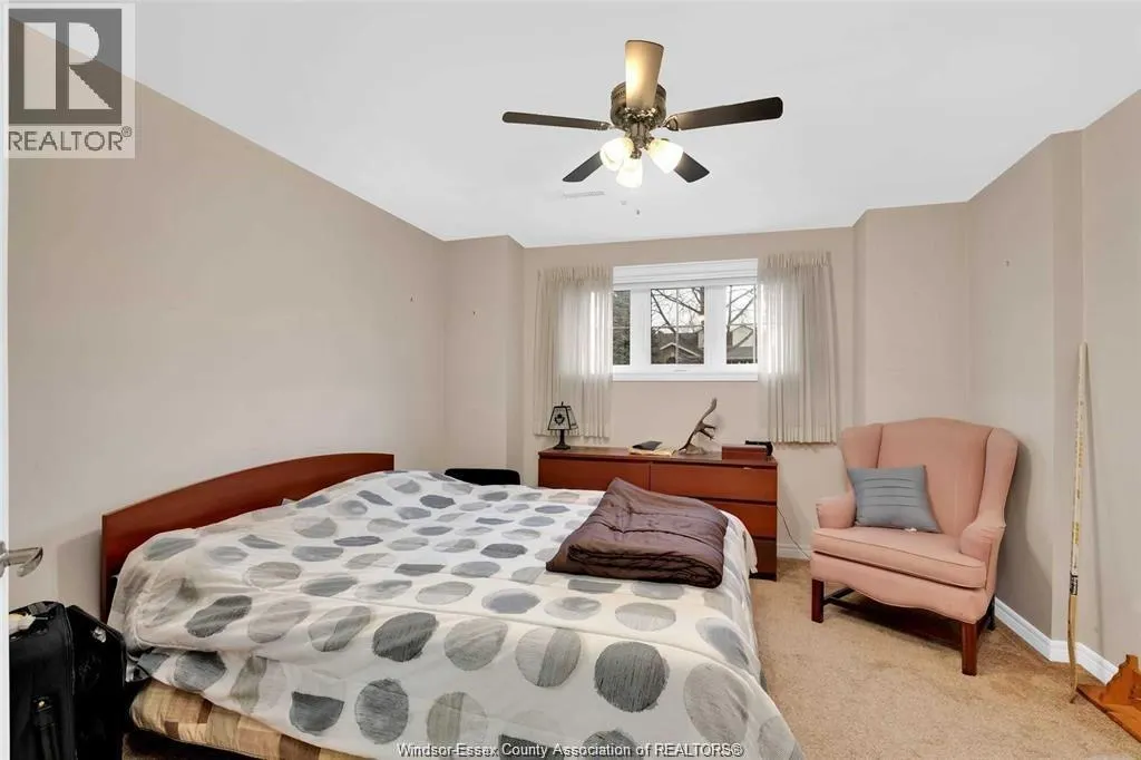831 LAWNDALE