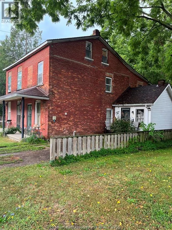 181-183 WELLINGTON STREET East
