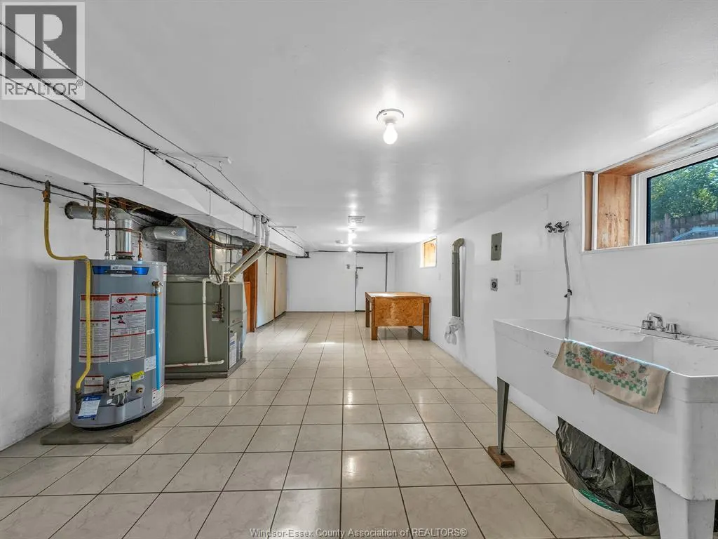 534 MERSEA RD 3