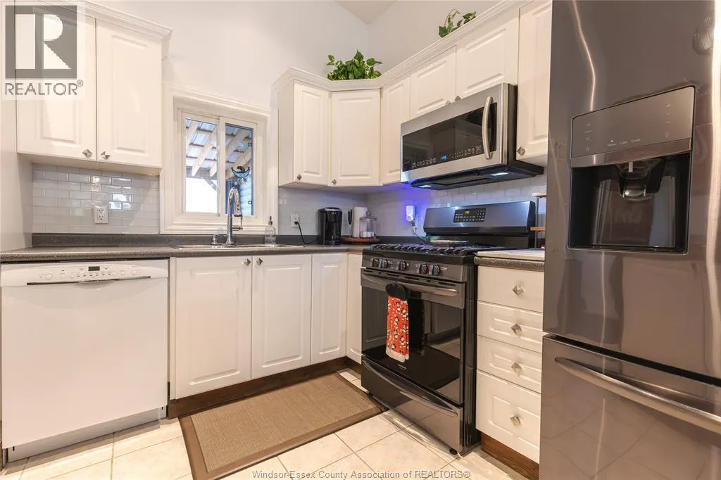 280 McLellan
