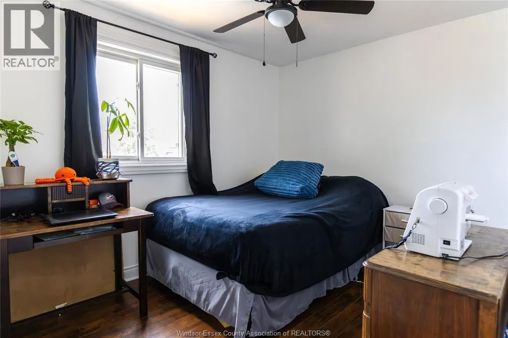 280 McLellan