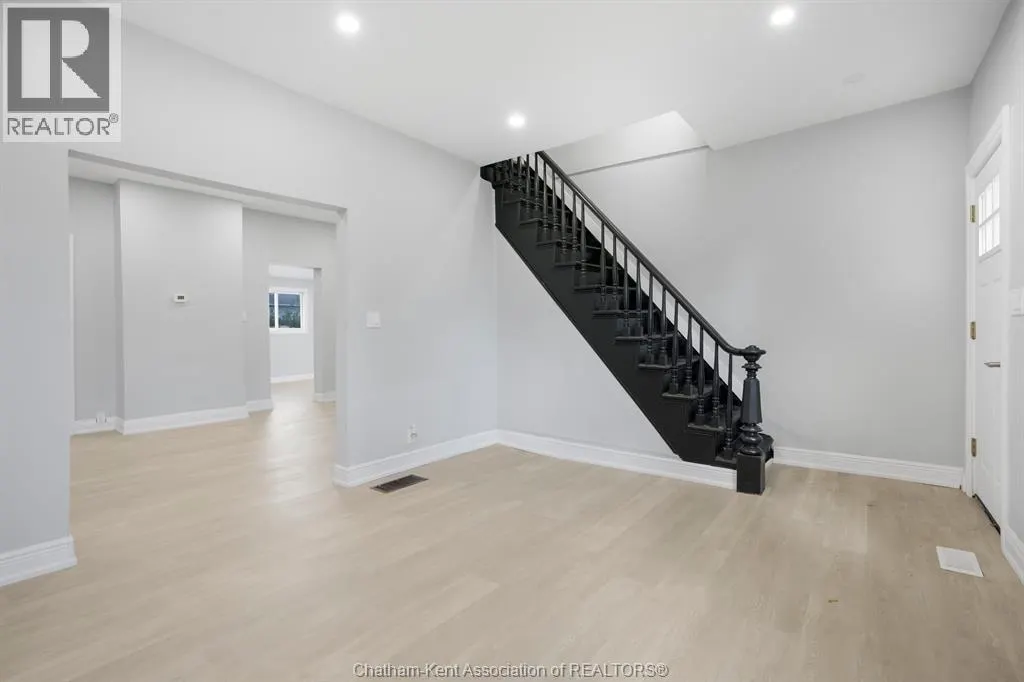 87 Gray STREET