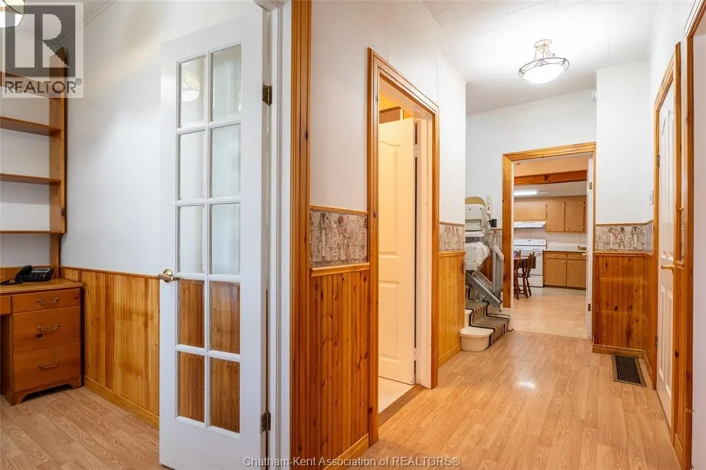 802 ELGIN STREET