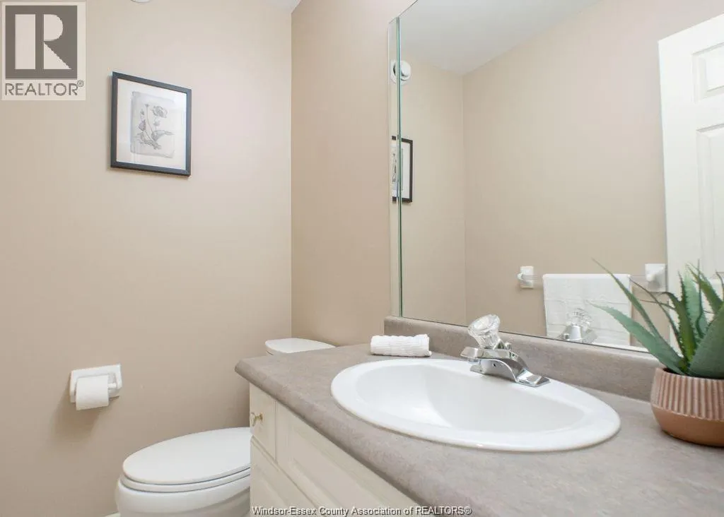 128 Pheasant Run DRIVE
