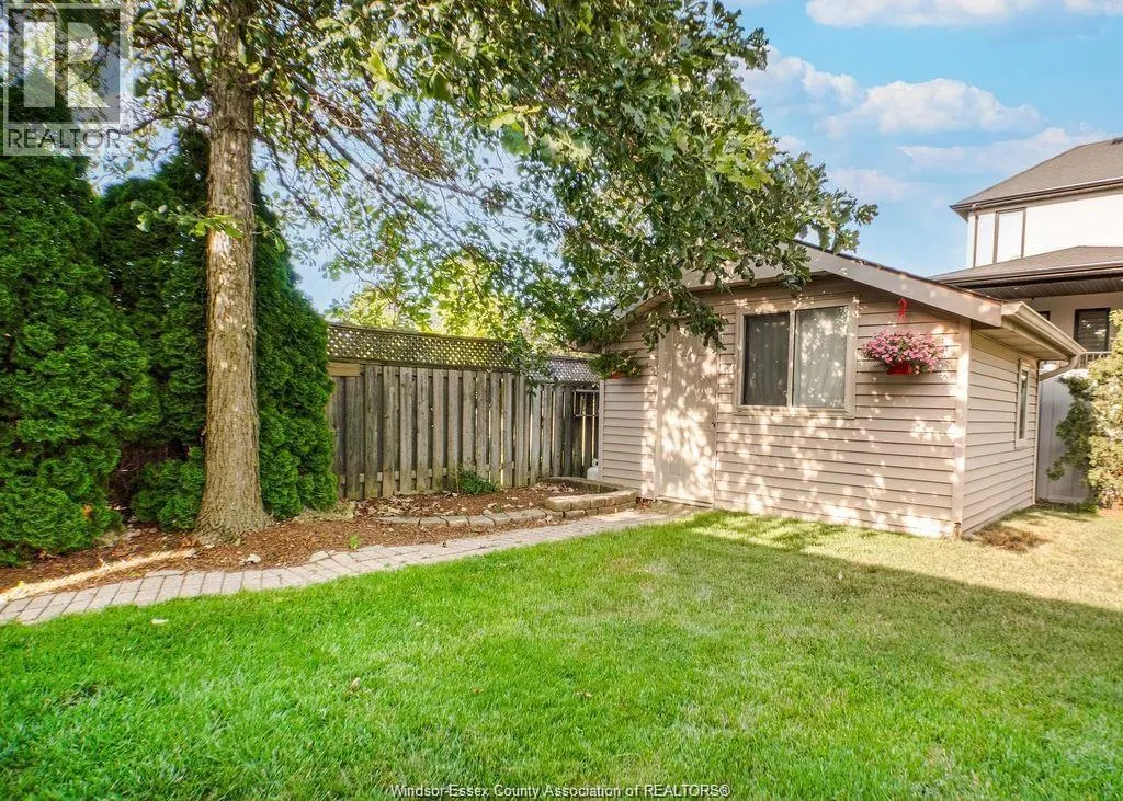 128 Pheasant Run DRIVE