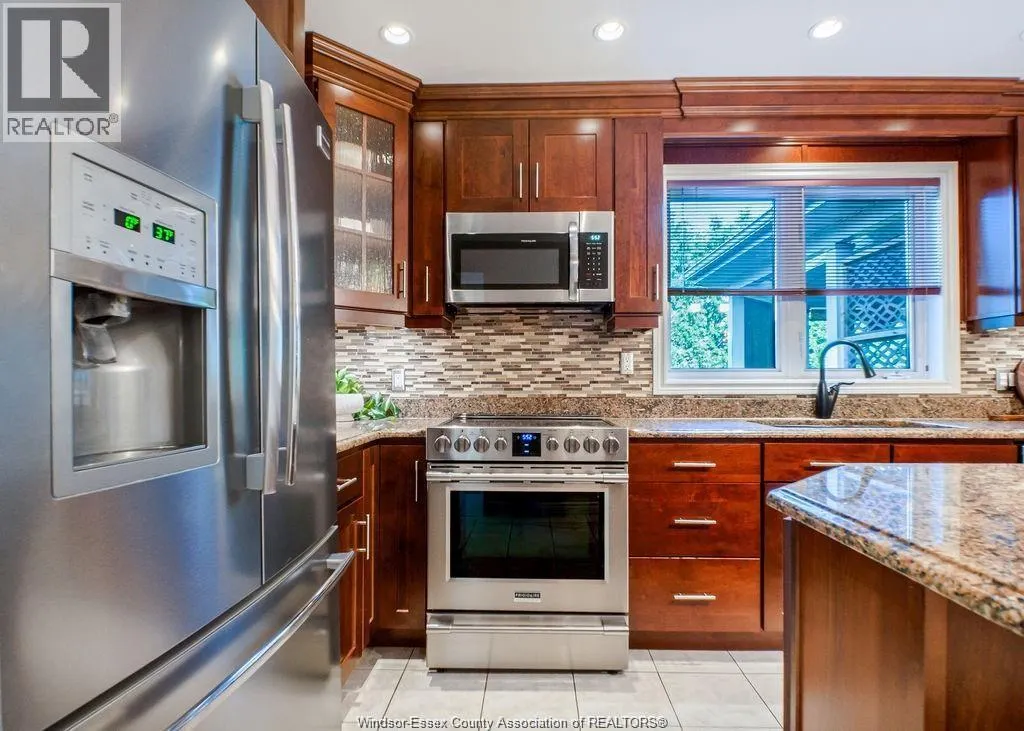 128 Pheasant Run DRIVE