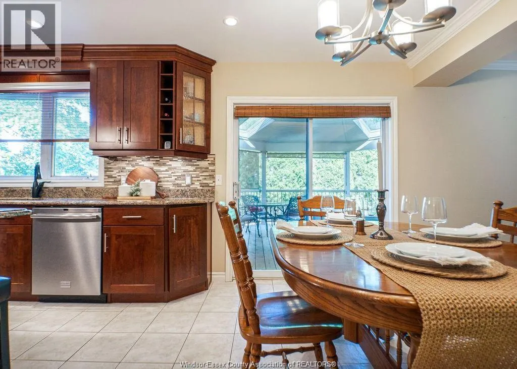 128 Pheasant Run DRIVE