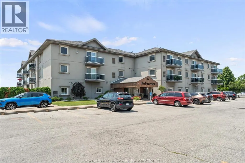 44 ROBSON ROAD Unit# 106