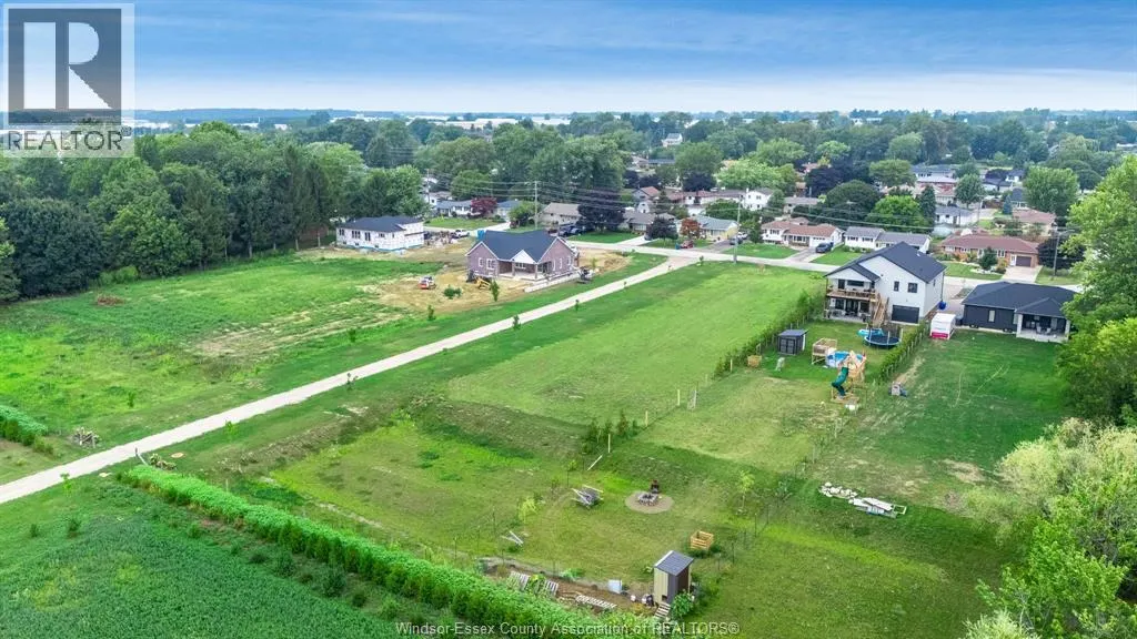 1647 Road 2 East