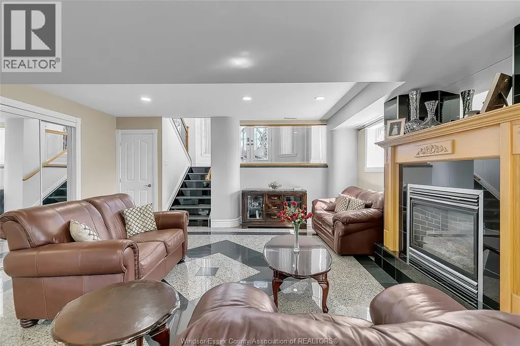 1377 GIRARD DRIVE